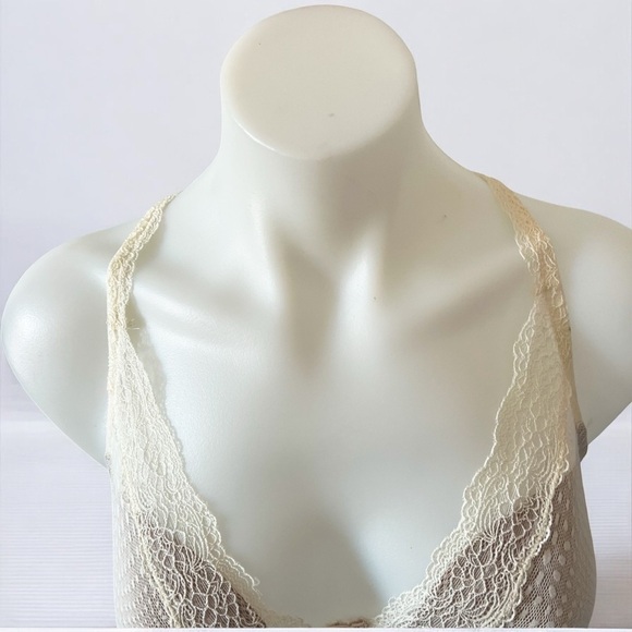 Natori Beyond Convertible Contour Underwire Sz 30F (3D) - Picture 4 of 11